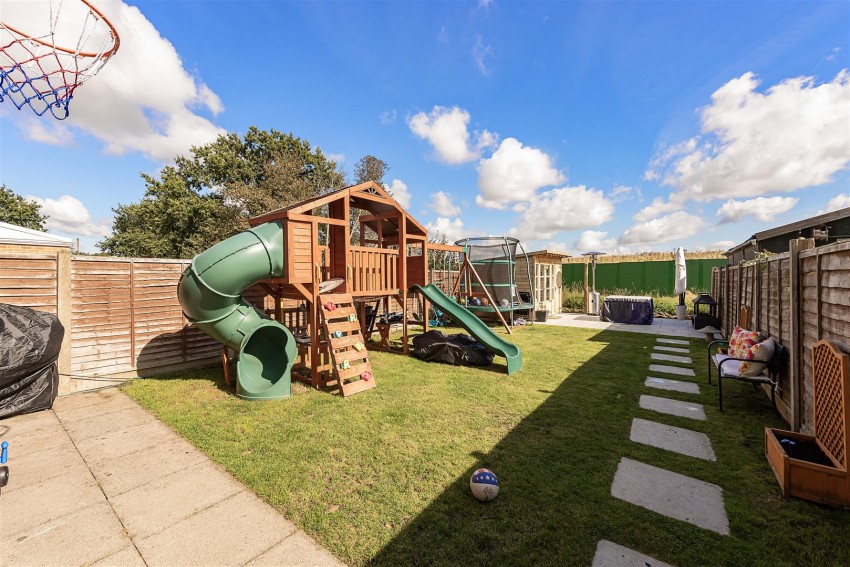 Images for Hampden Place, Frogmore, St. Albans