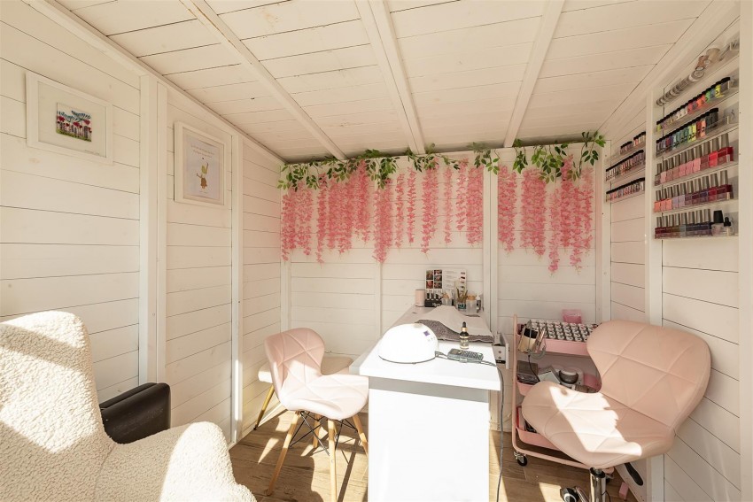 Images for Hampden Place, Frogmore, St. Albans