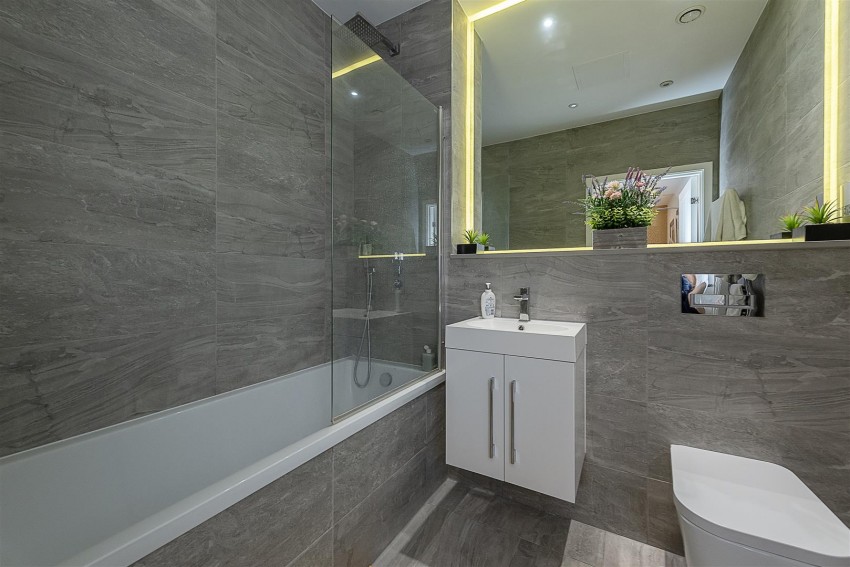 Images for Grosvenor Road, St. Albans