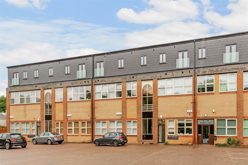 Images for Woodland Court, Soothouse Spring, St Albans, Herts
