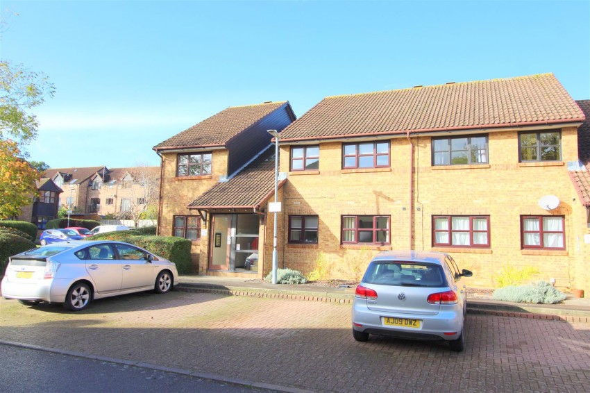 Images for Milford Close, St. Albans