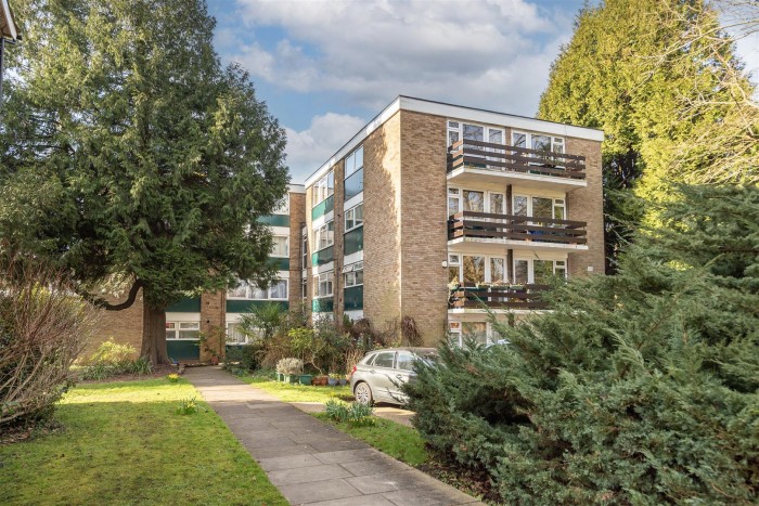 View Full Details for Abbots Park, St. Albans