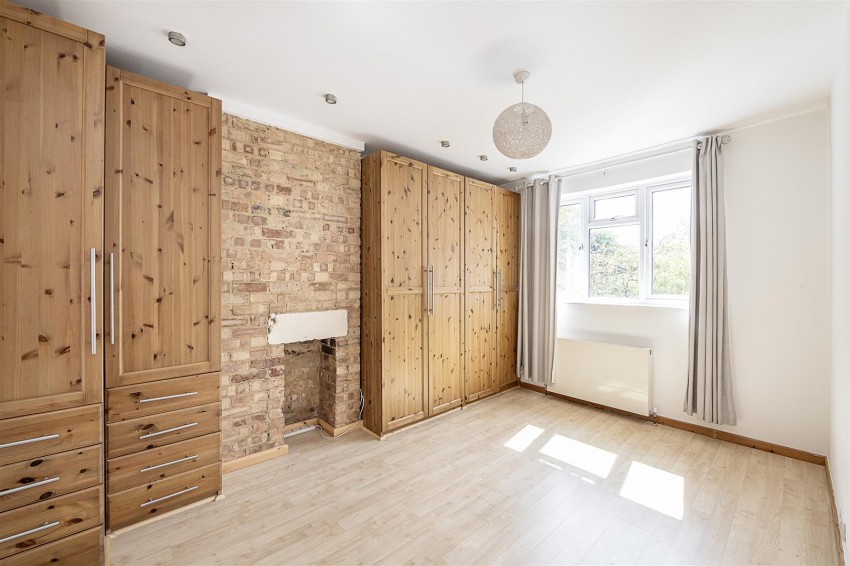 Images for Wynchlands Crescent, St. Albans