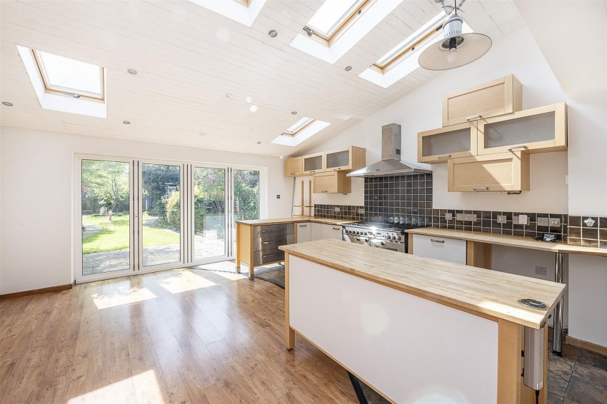 Images for Wynchlands Crescent, St. Albans
