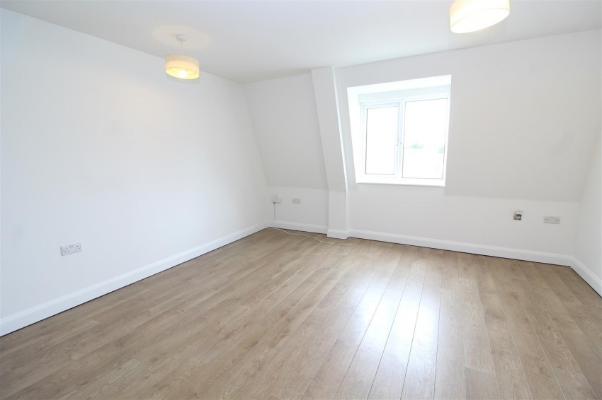 Images for Target House, High Street, London Colney, St Albans