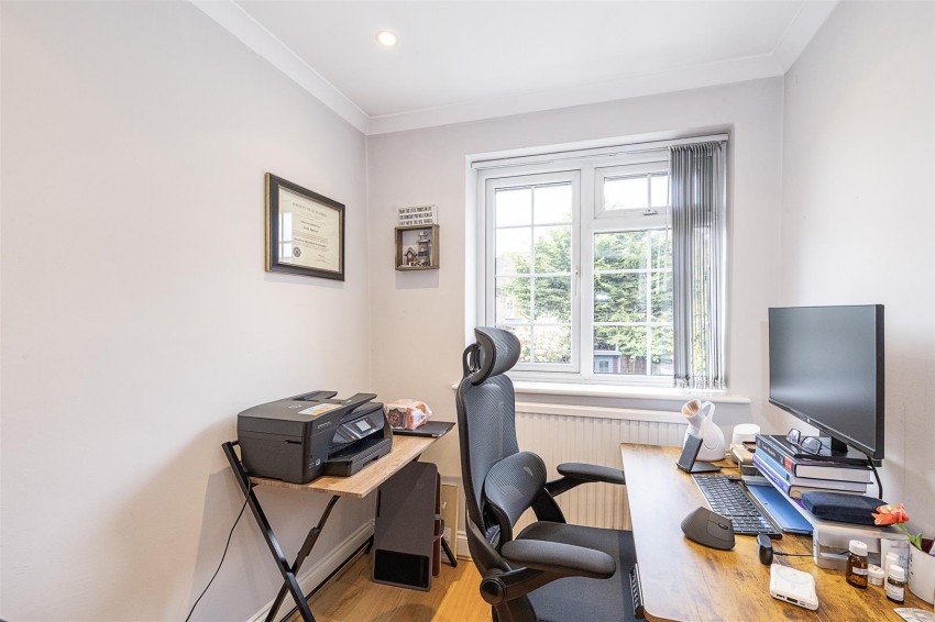 Images for Stonecross Close, St. Albans