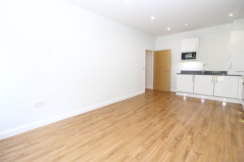 Images for Woodland Court, Soothouse Spring, St Albans