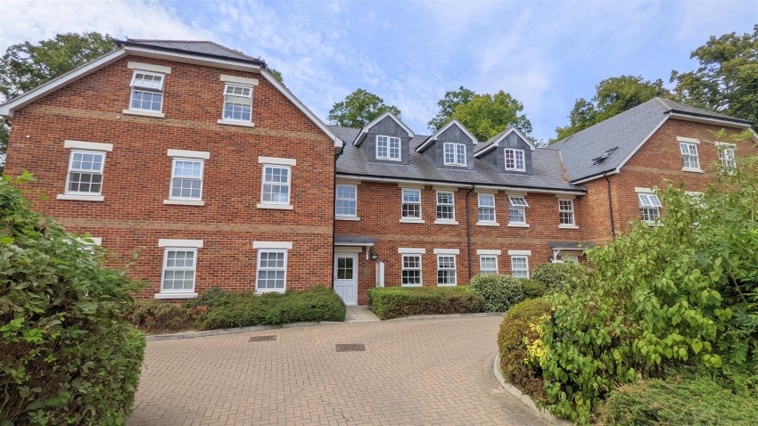 Images for Walter Slade Court, Norris Close, London Colney, St Albans, Herts