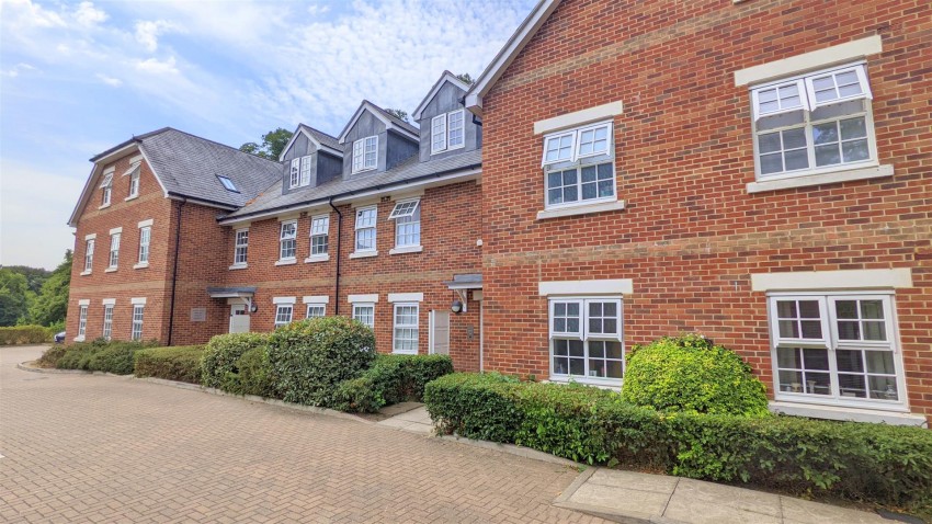 Images for Walter Slade Court, Norris Close, London Colney, St Albans, Herts