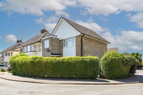 Jubilee Avenue, London Colney, St. Albans - EAID:DANIELSSAAPI, BID:1