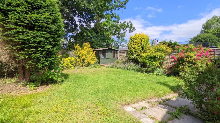 Images for Pine Grove, Bricket Wood, St. Albans